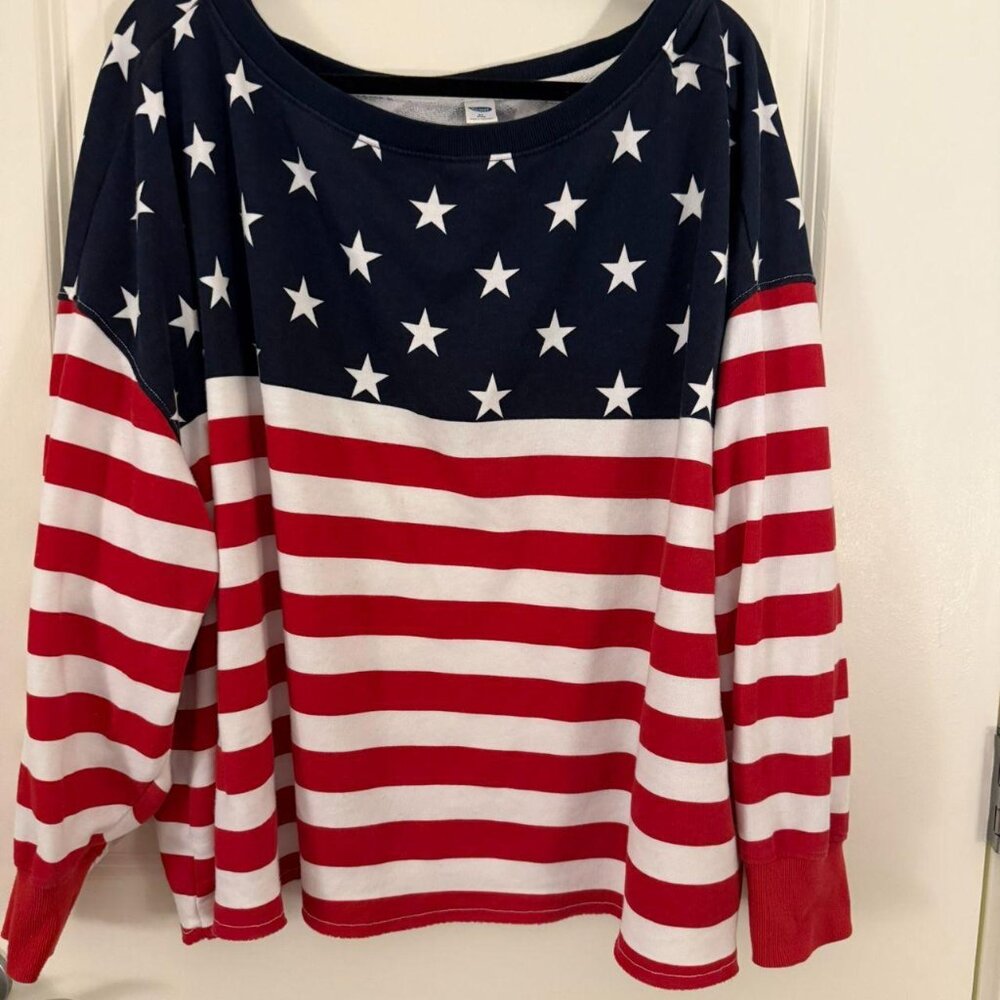 ❌sold ❌Old Navy Flag Long Sleeve